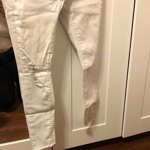 Forever21 White Skinny Ripped Jeans - Picture 1 of 3